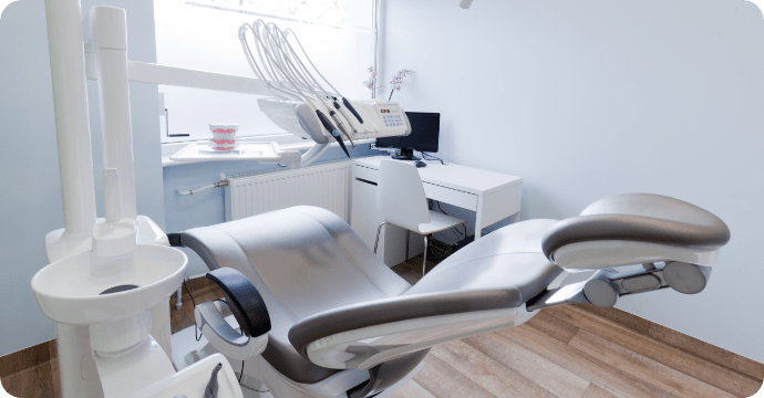 歯科医院の診察台の写真